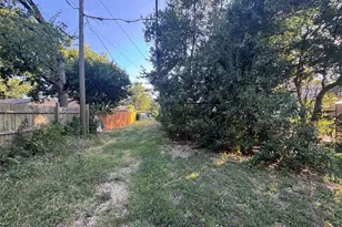 810 N 33rd St, Waco, TX 76707 - Photo 18