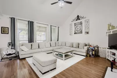 5717 Greenway Drive, Rowlett, TX 75089 - Photo 8