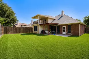 5717 Greenway Dr, Rowlett, TX 75089 - Photo 4