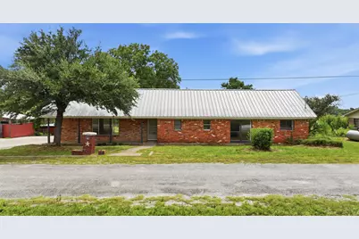 1102 Chilton Street, Weatherford, TX 76086 - Photo 2