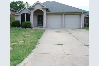 6034 Maple Leaf Drive, Arlington, TX 76017 - Photo 2