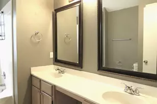 6034 Maple Leaf Dr, Arlington, TX 76017 - Photo 16