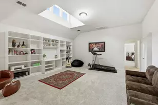 9050 Dillon Trail, Irving, TX 75063 - Photo 18