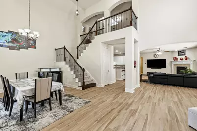 9050 Dillon Trail, Irving, TX 75063 - Photo 4