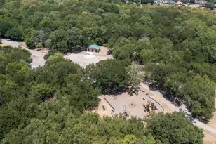 4729 Woodhaven Ln, Haltom City, TX 76137 - Photo 8