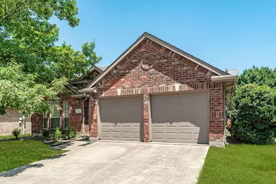 1215 Mallard Creek, Aubrey, TX 76227 - Photo 2