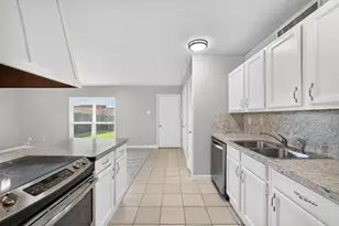 555 Hawthorne Dr, Allen, TX 75002 - Photo 14