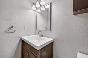 555 Hawthorne Dr, Allen, TX 75002 - Photo 24