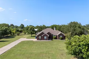9 Horseman Dr, Lucas, TX 75002 - Photo 2
