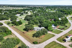 6001 Overbrook Farm Ln, Joshua, TX 76058 - Photo 36