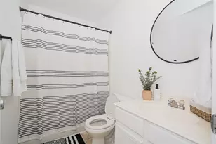 1005 Jamie Dr, Grand Prairie, TX 75052 - Photo 18