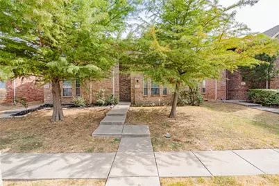 1005 Jamie Drive, Grand Prairie, TX 75052 - Photo 2