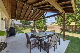 4114 Emerson Dr, Grand Prairie, TX 75052 - Photo 24
