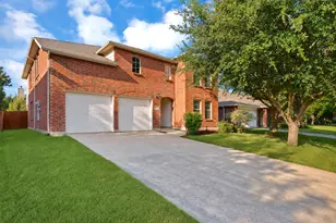 3201 Hoover Dr, McKinney, TX 75071 - Photo 2
