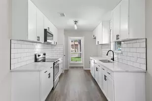 1441 Evergreen Dr, Lewisville, TX 75067 - Photo 10