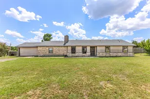 1523 Pheasant Dr, Venus, TX 76084 - Photo 2