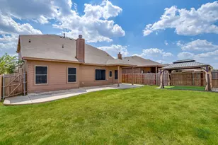 1817 Potrillo Ln, Fort Worth, TX 76131 - Photo 32