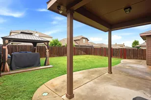 1817 Potrillo Ln, Fort Worth, TX 76131 - Photo 32