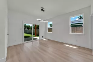 3639 Pueblo St, Dallas, TX 75212 - Photo 10