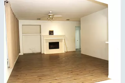 4710 Lincolnshire Drive, Grand Prairie, TX 75052 - Photo 8