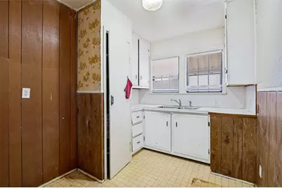 1343 E Ann Arbor Avenue, Dallas, TX 75216 - Photo 6