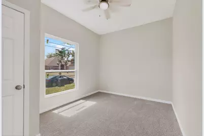 1612 Jones Street, Greenville, TX 75401 - Photo 32