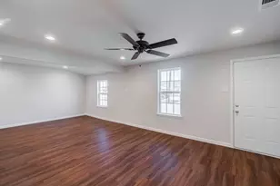 710 W Elm St, Celina, TX 75009 - Photo 8