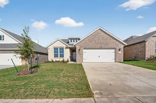 3521 Helena St, Gainesville, TX 76240 - Photo 2