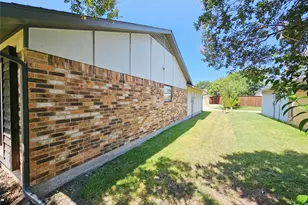 2117 Baltimore Dr, Richardson, TX 75081 - Photo 2