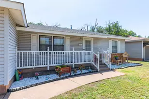741 Briarwood St, Abilene, TX 79603 - Photo 2