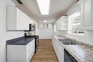 104 Parker St, Italy, TX 76651 - Photo 10
