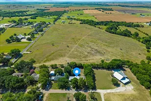 104 Parker St, Italy, TX 76651 - Photo 32