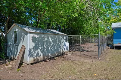 104 Parker Street, Italy, TX 76651 - Photo 24