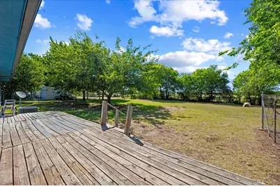 104 Parker Street, Italy, TX 76651 - Photo 22