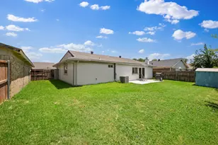 2314 Benbrook Dr, Carrollton, TX 75007 - Photo 24