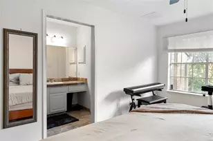 9801 Royal Ln, Dallas, TX 75231 - Photo 18