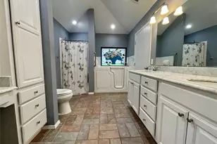 7814 La Manga Dr, Dallas, TX 75248 - Photo 12