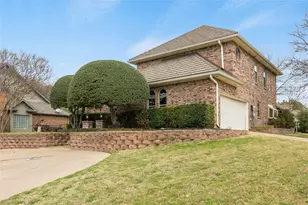 1201 Findlay Dr, Arlington, TX 76012 - Photo 2