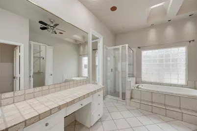 1201 Findlay Drive, Arlington, TX 76012 - Photo 16