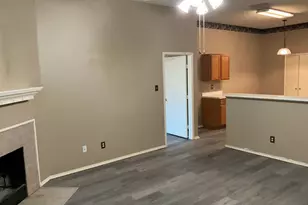 1001 Stockton Dr, Burleson, TX 76028 - Photo 8