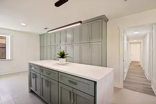 3512 Lake Pontchartrain Dr, Arlington, TX 76016 - Photo 8