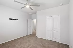 201 Sweetwater Dr, Commerce, TX 75428 - Photo 36