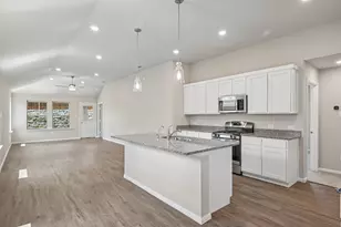 1270 Wild Cherry Wy, Van Alstyne, TX 75495 - Photo 4