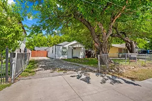 548 Ezekial Ave, Dallas, TX 75217 - Photo 2