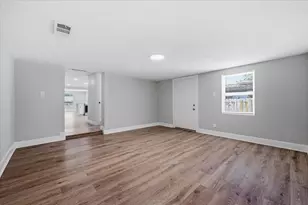 548 Ezekial Ave, Dallas, TX 75217 - Photo 14