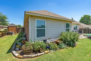 2416 Fall Leaf Ct, Denton, TX 76209 - Photo 36