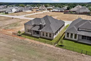 977 Bandon Dunes Dr, Fort Worth, TX 76028 - Photo 32