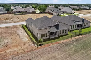977 Bandon Dunes Dr, Fort Worth, TX 76028 - Photo 34