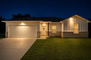 309 Francis St, Hillsboro, TX 76645 - Photo 1
