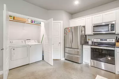 309 Francis Street, Hillsboro, TX 76645 - Photo 10